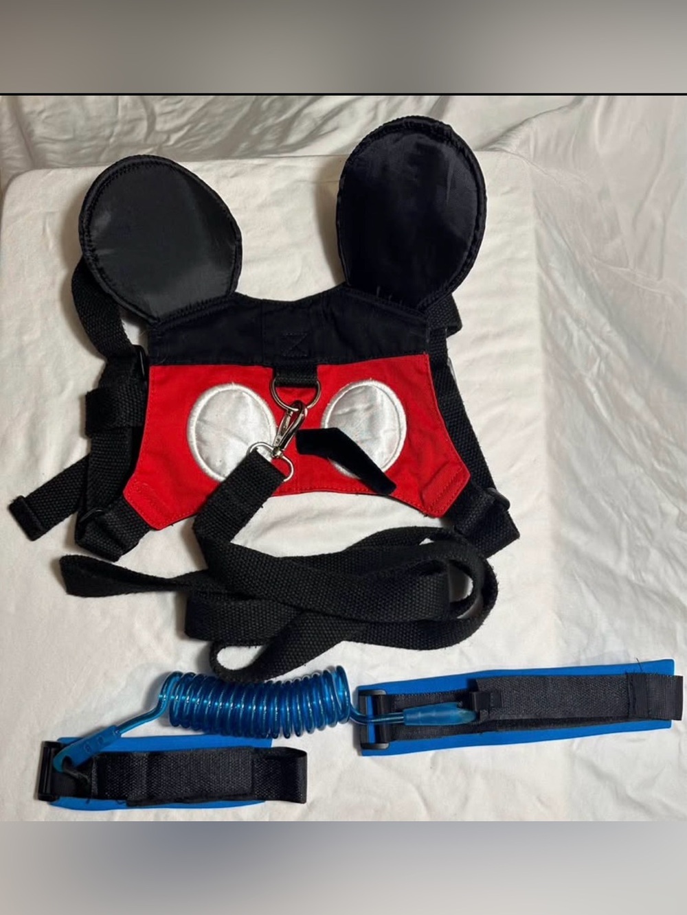 Adjustable Safety Harness and Wrist Link Set for child, Mickey Mouse themed